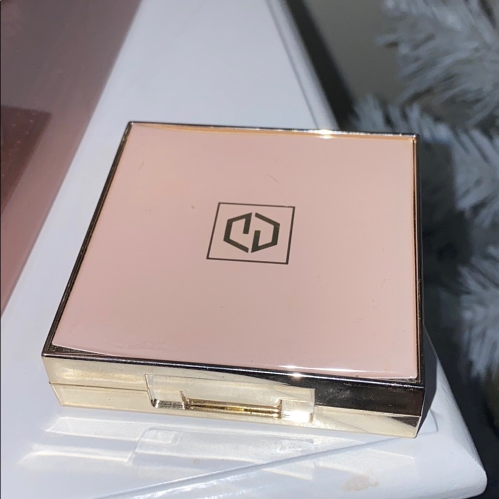 Jouer face powder